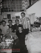 Влад Осетин, Серега Боец, Сафрон, Боря Паршук Таюрский, Виталя Хабаровский и Дед Игорь Хабаровский